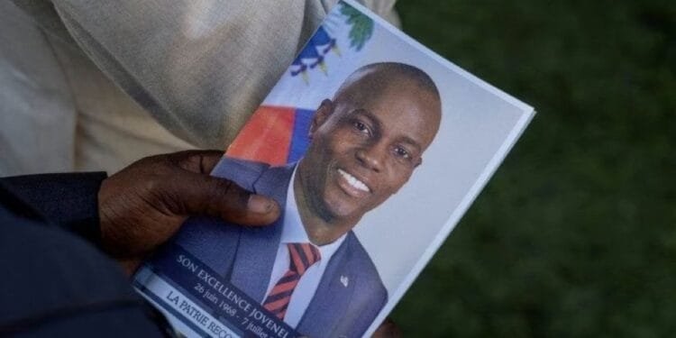 A61E8A83-5456-42F9-BFD0-50AF8077B179.jpeg | Haiti News « Jovenel Moïse cachait entre 45 à 53 millions US chez lui », selon un agent du FBI