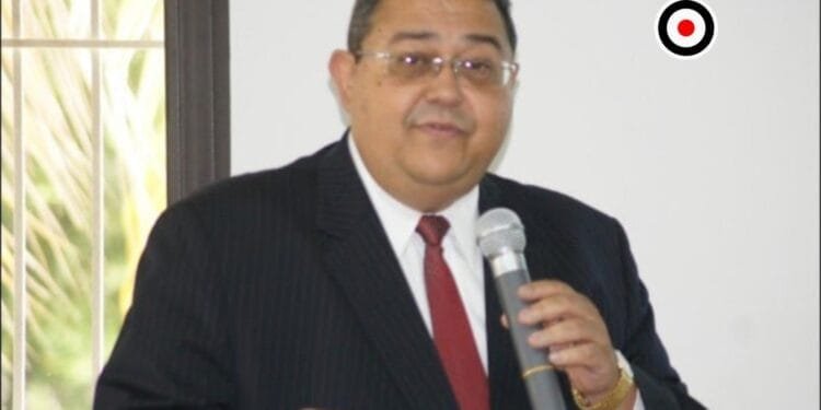 IMG_3850.jpeg | Haiti News Le Patron de la UNIBANK, Carl Braun, sort par la petite porte