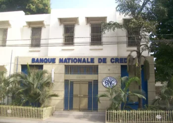 Gonaïves : Djimmy Constant, assistant directeur de la BNC, met les voiles avec plusieurs millions de gourdes