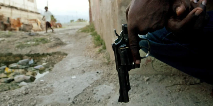 Haïti : Evens Boyer, chef de gang notoire, arrêté en Haïti. | Haiti News Haïti : Evens Boyer, chef de gang notoire, arrêté en Haïti.