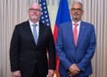Le Premier ministre et le nouveau chargé d’affaires américain font le point sur la sécurité en Haïti