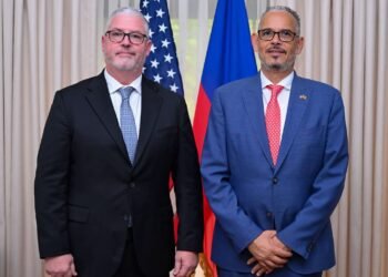 Le Premier ministre et le nouveau chargé d’affaires américain font le point sur la sécurité en Haïti
