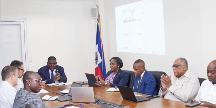 Le gouvernement annonce 120 millions de dollars mobilisés pour les élections