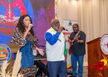 Le ministère du Tourisme rend hommage à Tabou Combo et Tropicana d’Haïti