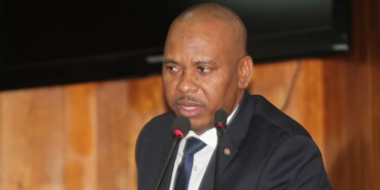 Élections en Haïti : Nenel Cassy exhorte Aristide à unir l’opposition démocratique