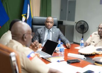 Le ministère de la Défense prépare une nouvelle réglementation et une nouvelle doctrine pour les FAd’H 1 Le ministère de la Défense prépare une nouvelle réglementation et une nouvelle doctrine pour les FAd’H
