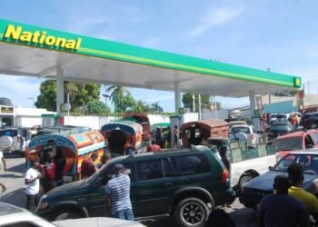L’ASTM demande des analyses indépendantes après des plaintes liées au carburant