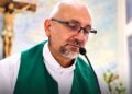 Équateur : un prêtre catholique meurt écrasé par un crucifix en pleine messe 3 Équateur : un prêtre catholique meurt écrasé par un crucifix en pleine messe